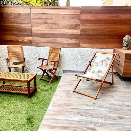 Centre 28m2 Avec Jardin Parking Prive
