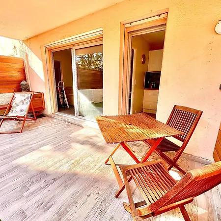 Apartament Centre 28m2 Avec Jardin Parking Prive Sanary-sur-Mer